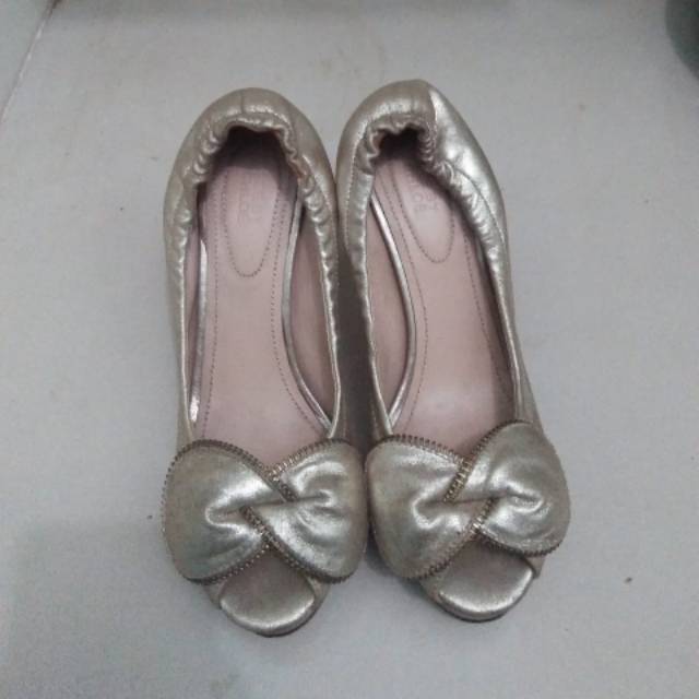 Preloved wedges see by chloe ori