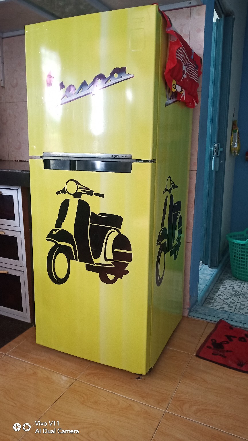 Stiker Kulkas 1 Pintu & 2 Pintu Sticker Motif Vespa Warna Kuning