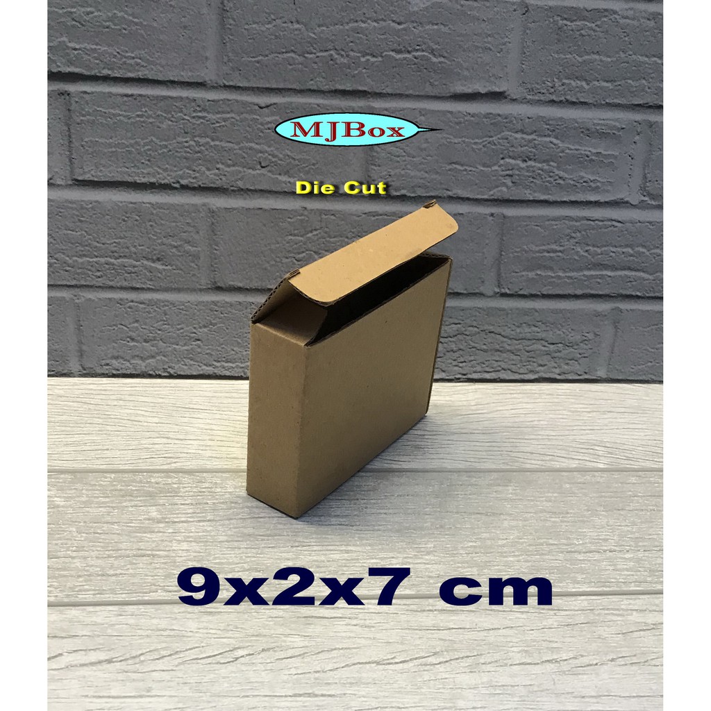 

Kardus Box 9x2x7 cm Kotak Diecut