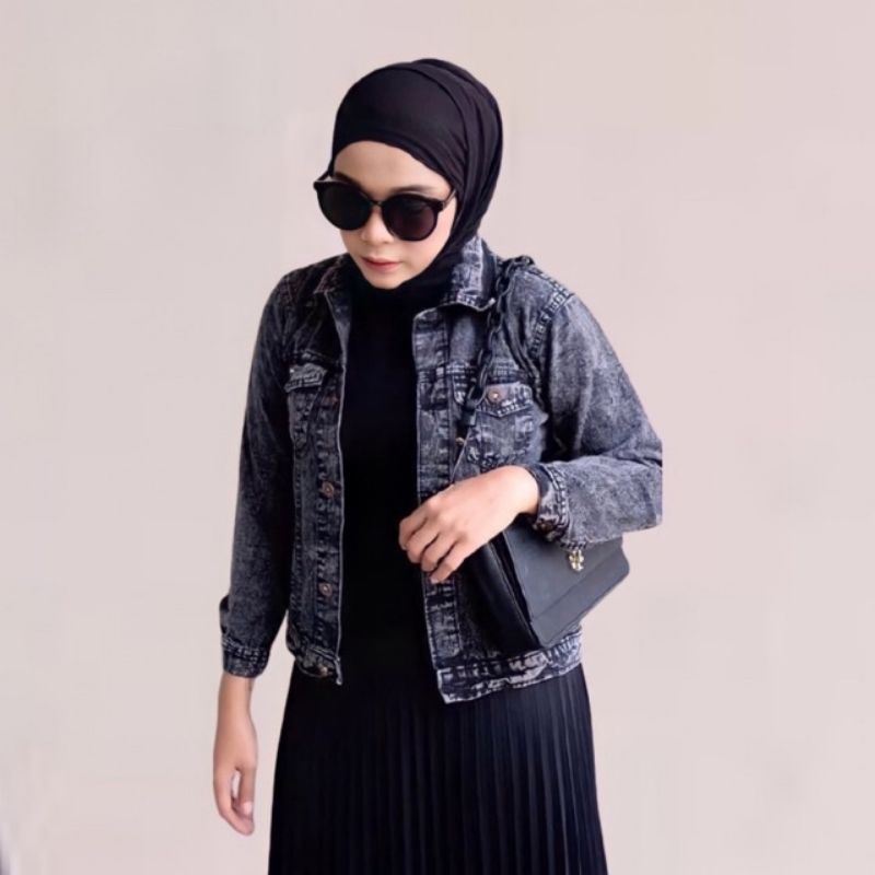 JAKET JEANS WANITA CROP SNOW BLACK SNOW BLUE