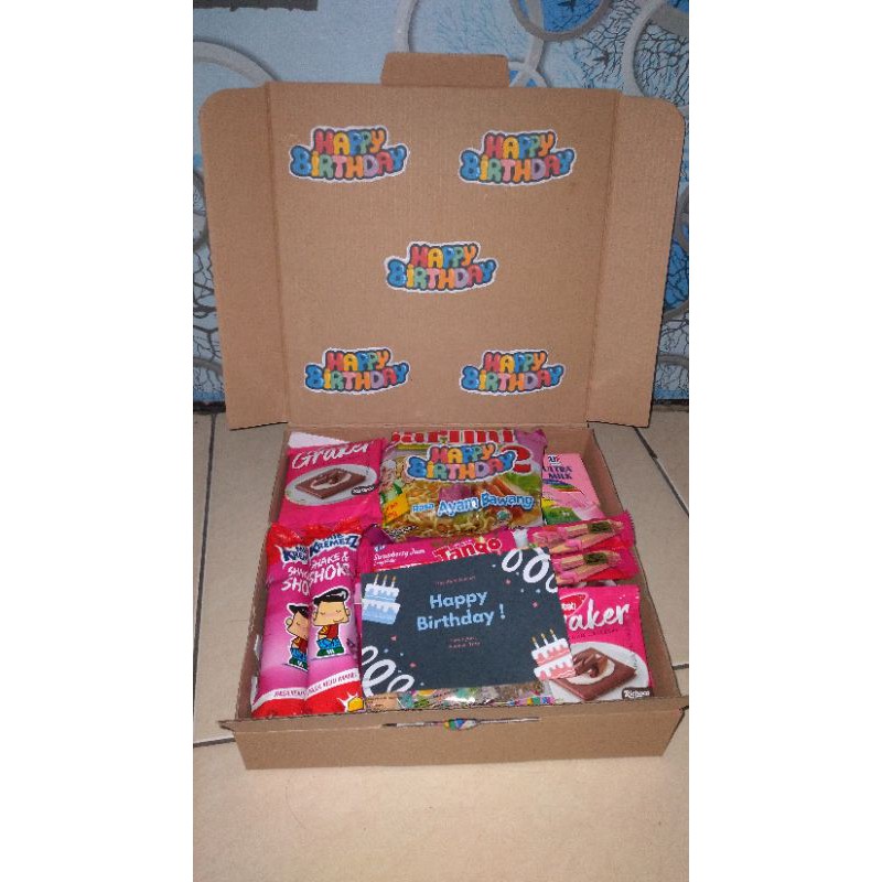 

GIFT BOX | HAMPERS WISUDA DAN BIRTHDAY