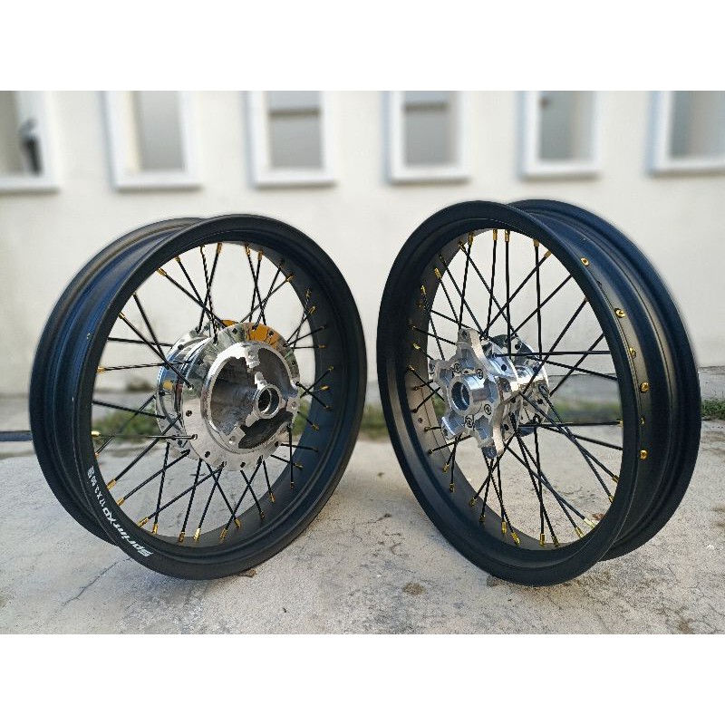 Sepaket Velg All New R15 V3 VVA XSR 155  - New Vixion R155 R 155 XSR155  Velg Lebar 250 300 350