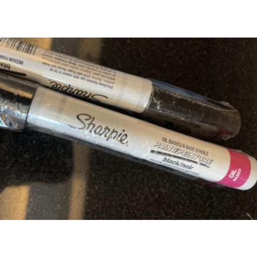 

◙ Sharpie White BLACK OIL Based REPAINT BOOST nmd ultraboost yeezy ORI - Sharpie Only ➴