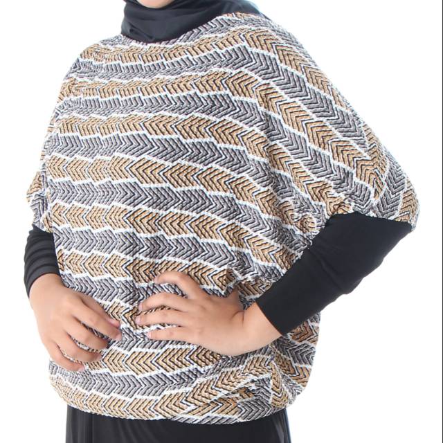 Outer (cape) kalong rajut impor