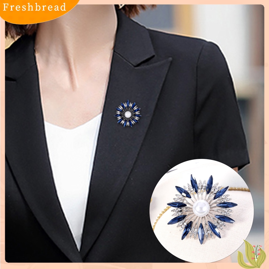 Terlaris Brooch Badge Geometry Shape Clothes Accessories Colored Round Rhinestone Inlaid Badges Pin for Celebration