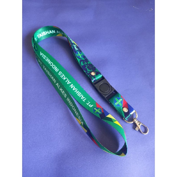 

JUAL CUSTOM TALI ID CARD/TALI LANYARD UKURAN 2 CM