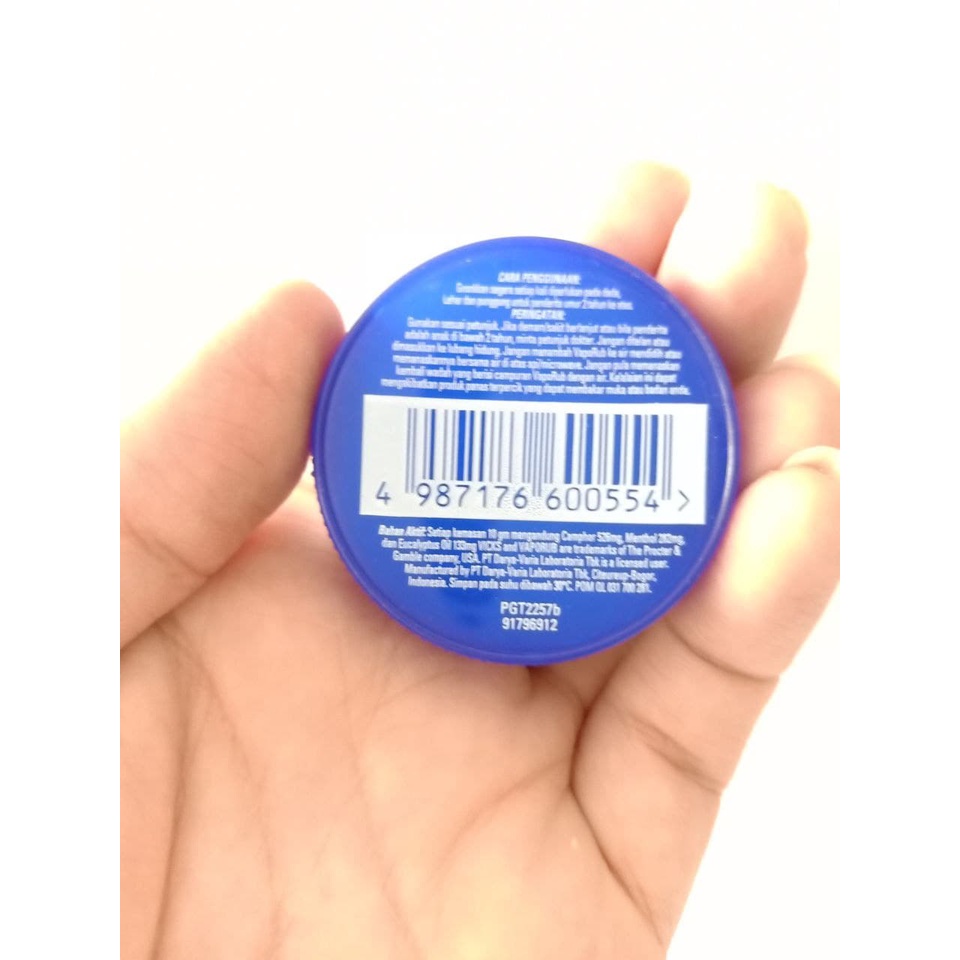 Vicks Vaporub 10g - Balsem Obat Gosok Pilek Batuk Hidung Tersumbat Flu-2