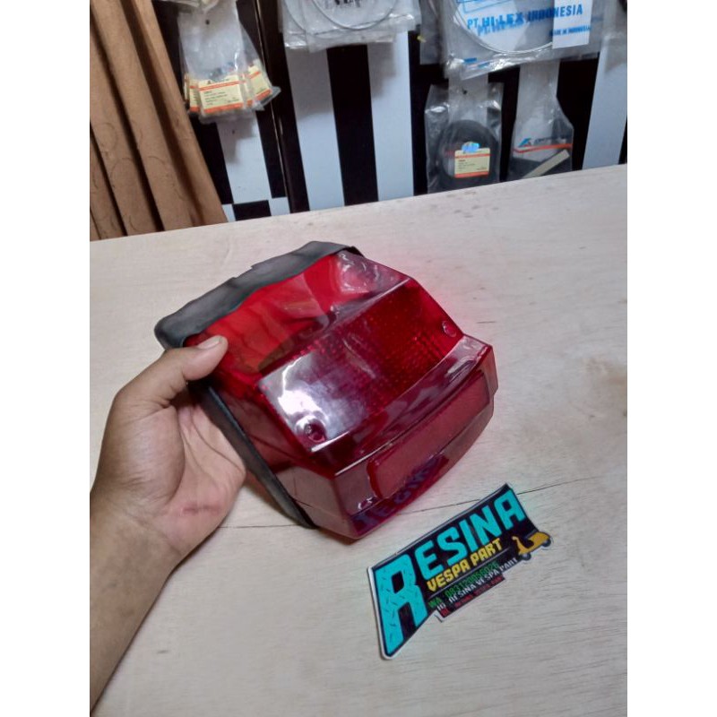 lampu stoplamp belakang Assy set Vespa PX Spartan exclusive