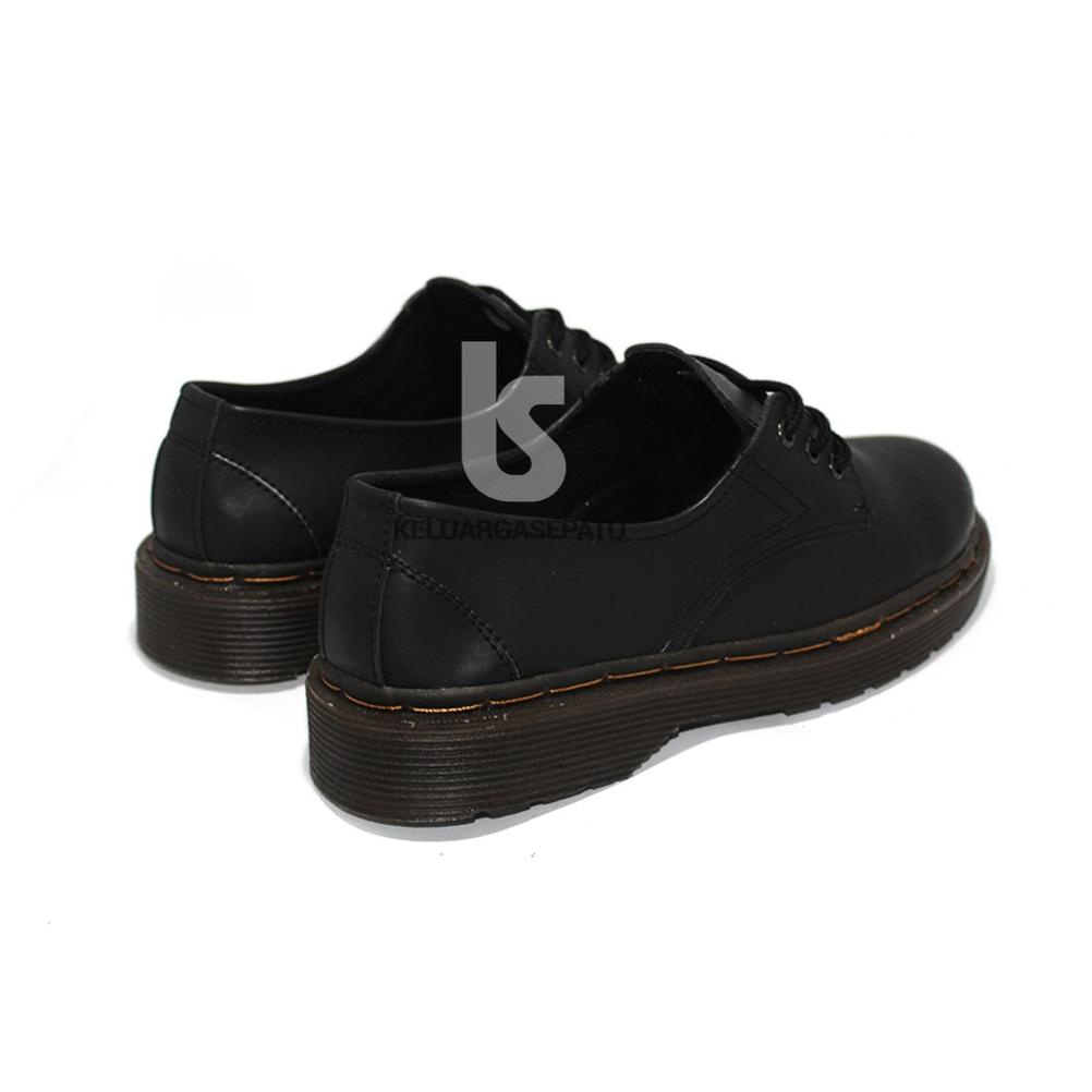 Sepatu Pria Kerja Kantor Kulit