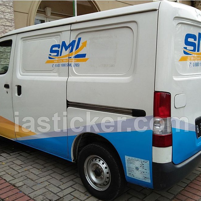 Branding Mobil Perusahaan Ekspedisi