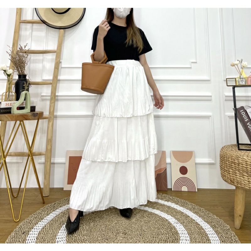 Rok plisket putih /Rok pleated 3 layer / Rok plisket susun 3 / Rok plisket putih /rok plisket hitam