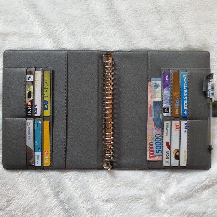 

Promo Binder Polos Premium Grey A5 Dan B5 Diskon