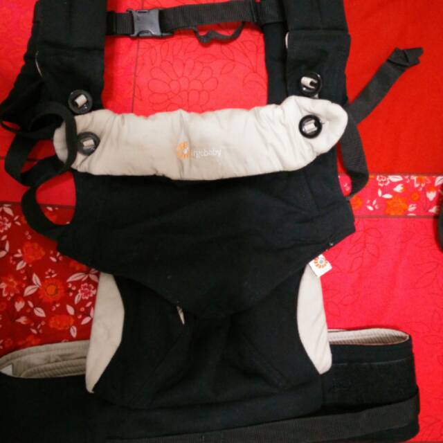 Ergobaby 360 black camel