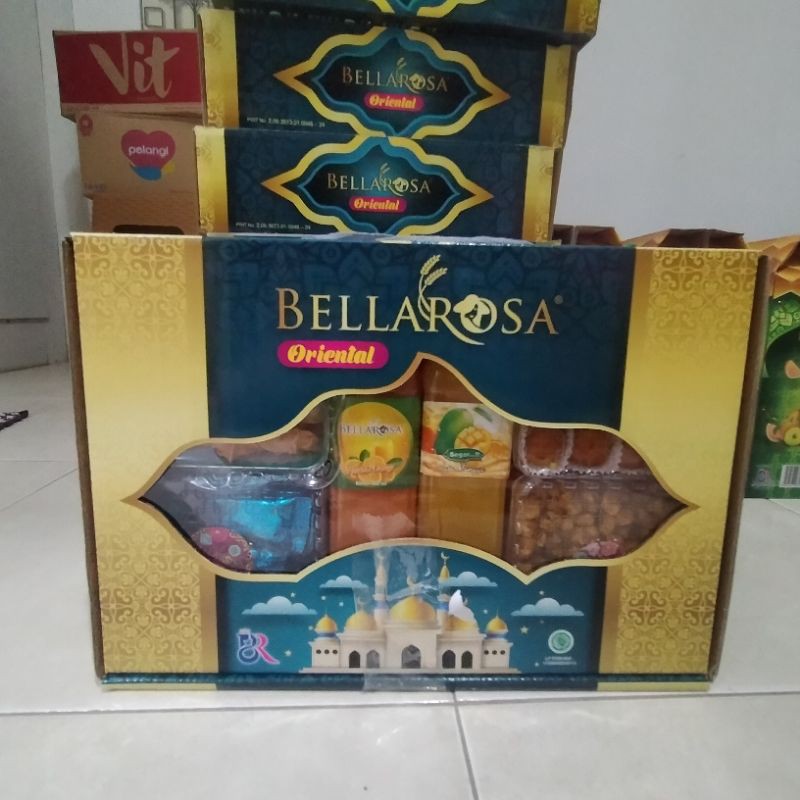 

READY paket kue lebaran/ paket lebaran/ kue kering bellarosa otiental