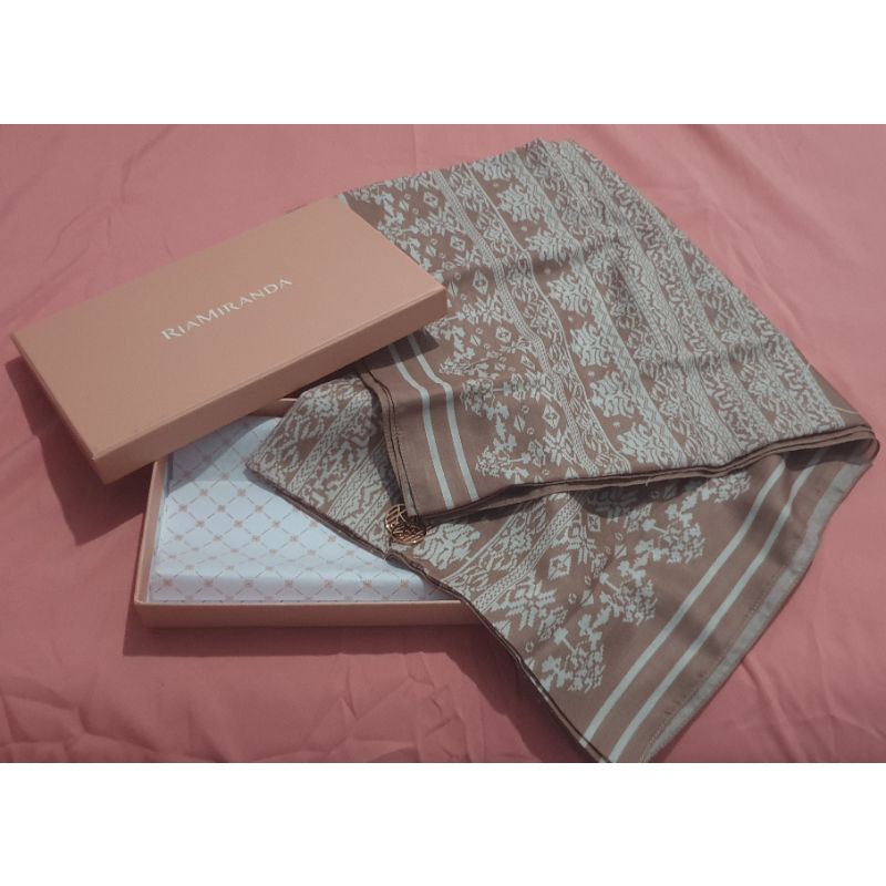 Minang Heritage Scarf Ria Miranda