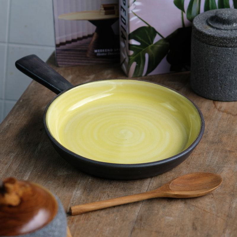 Naruna Pan Plate Keramik Handmade