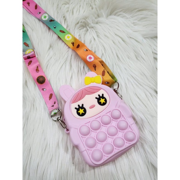 Kode : SALE ELJ 4410 tas import / Tas fashion / tas selempang / tas murahIDR : 70 rb
ukuran :12 x 10