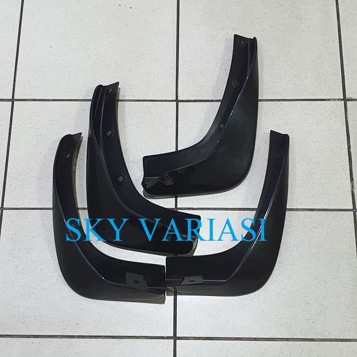 Mud Guard Mudguard Karpet Penahan Lumpur Livina Lama 2008 2009 2010 2011 2012