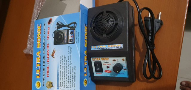 Ultrasonic Pest Repeller Pengusir Tikus Elektrik Serangga Moody Riddex