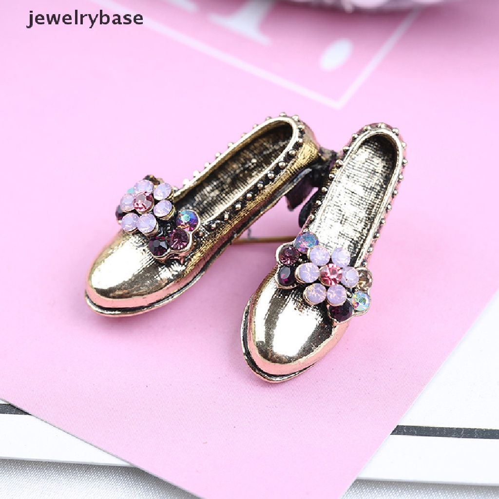 Bros Pin Bentuk Sepatu Aksen Bunga Berlian Imitasi Warna Pink Gaya Retro Vintage