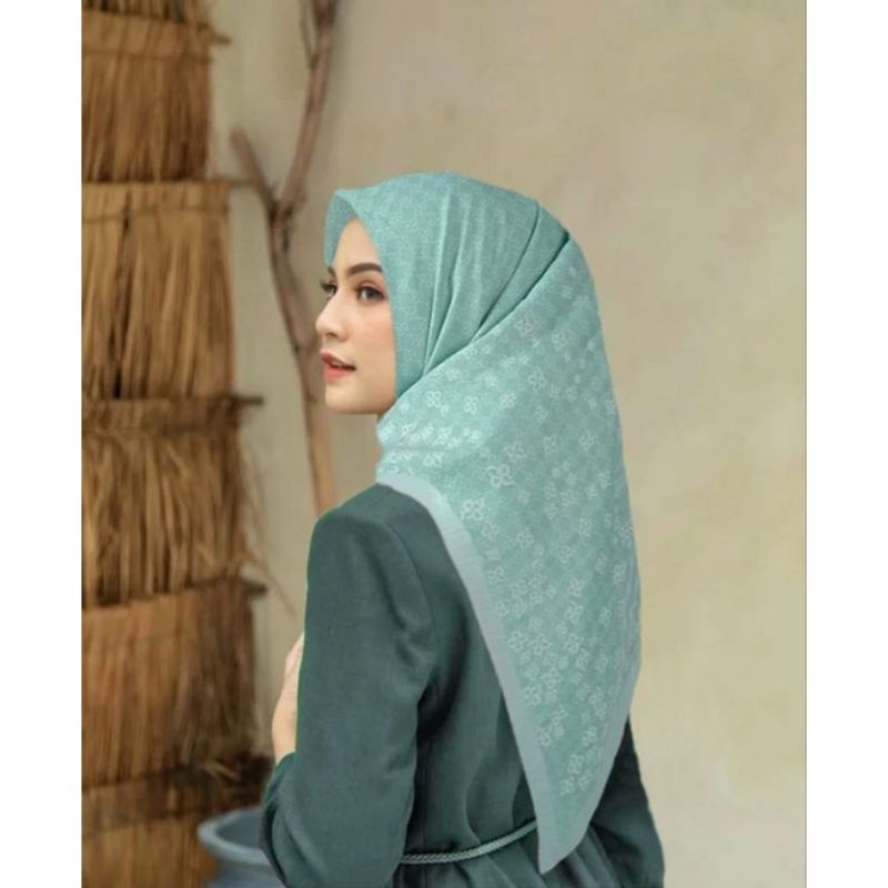 PROMO TERBARU  Hijab Segiempat Motif Sela Mint / hijab segi empat / Kerudung Deenay / hijab voal mot