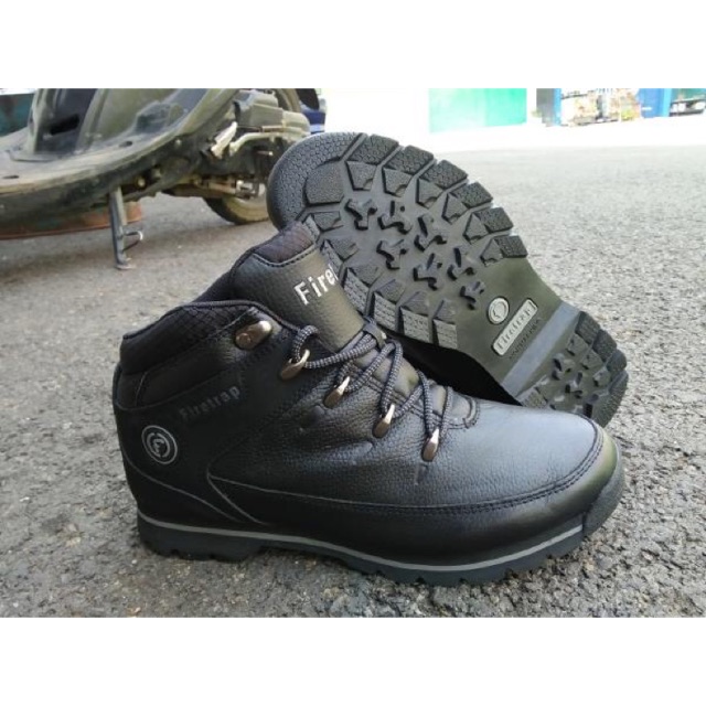 Sepatu Outdoor Firetrap