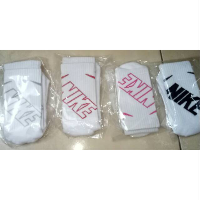 Kaos kaki anak ori nike