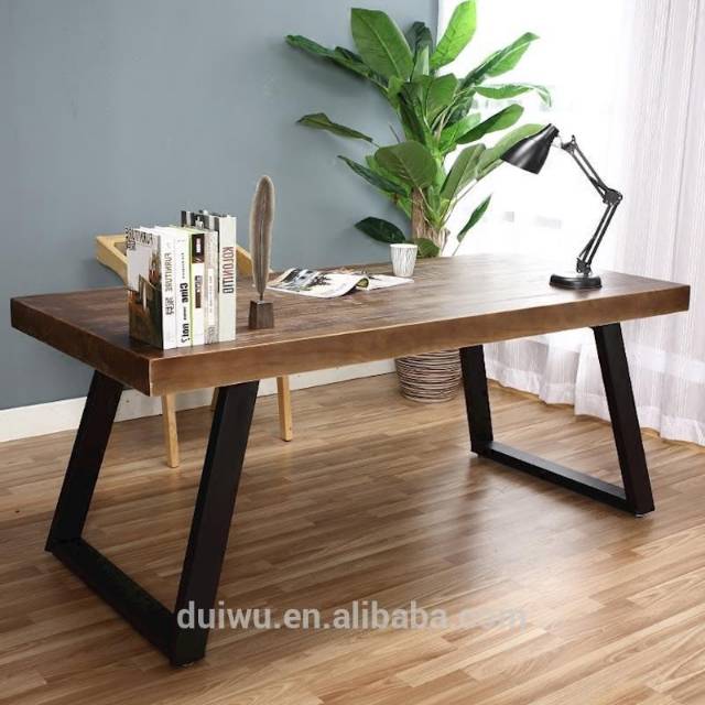 Meja Kantor kaki besi bahan kayu Trembesi