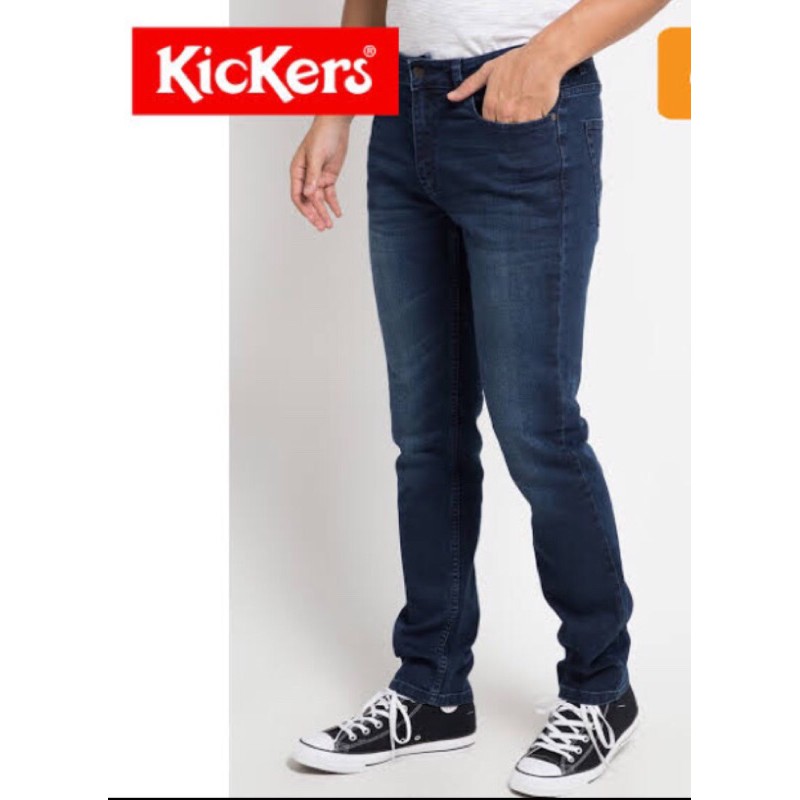 Celana kickers