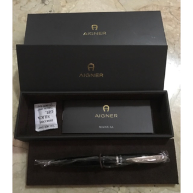 

aigner pen box A00766