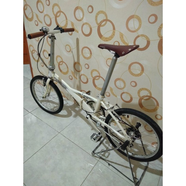 sepeda lipat  Polygon Urbano 3.0