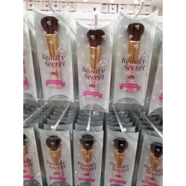 Mumuso Make Up Brush - Kuas Make Up