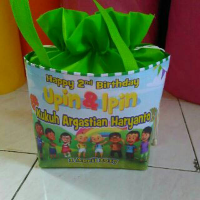 

Goodie bag ultah serut custom karakter plus foto & nama anak full colour