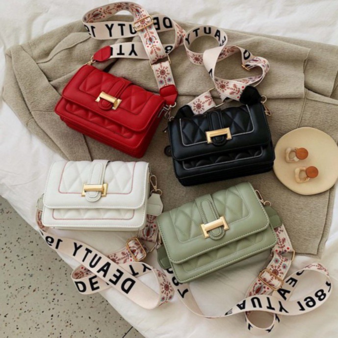 TAS SELEMPANG IMPORT WANITA TALI LEBAR LANCE MURAH SLING BAG FASHION KOREA KULIT PESTA BATAM ABG ORI