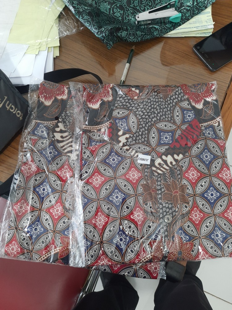 Batik Couple / Atasan Batik Wanita / Seragam Batik Kantor / Atasan Batik Jumbo - Masie / Gaston
