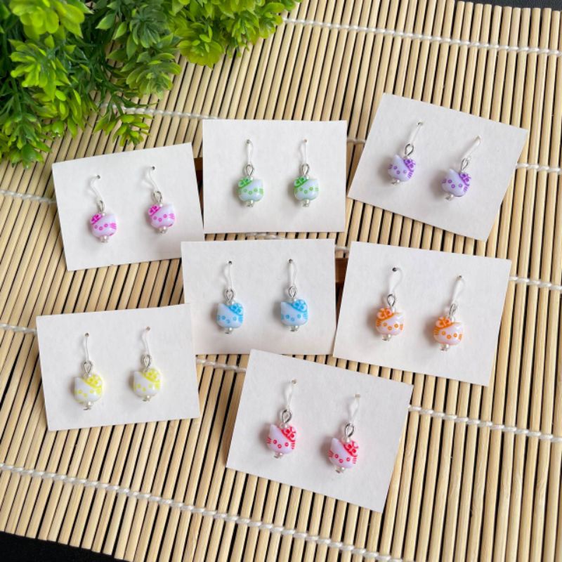 HANDMADE ANTING ANAK/DEWASA KAITAN PLASTIK MOTIF HELLO KITTY MINI