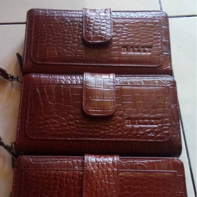 Dompet kulit sapi magetan