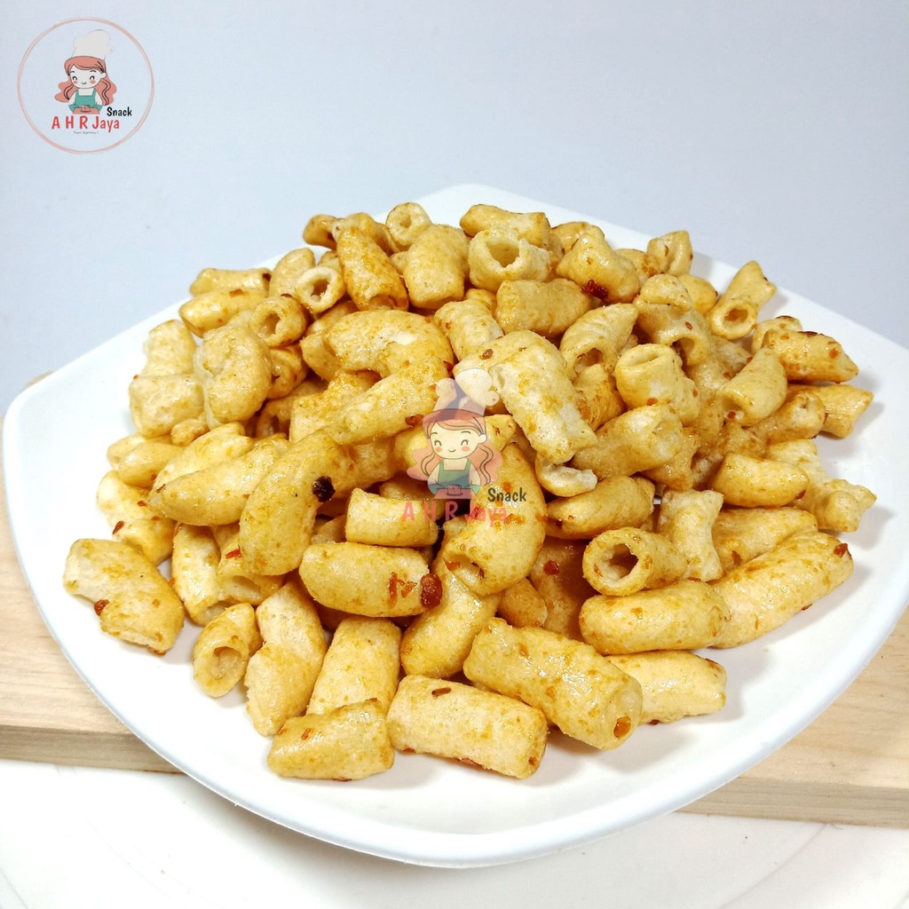 

MAKARONI BUMBU RUJAK PEDAS MANIS 250 GR / MAKRONI RUJAK / MACARONI RUJAK