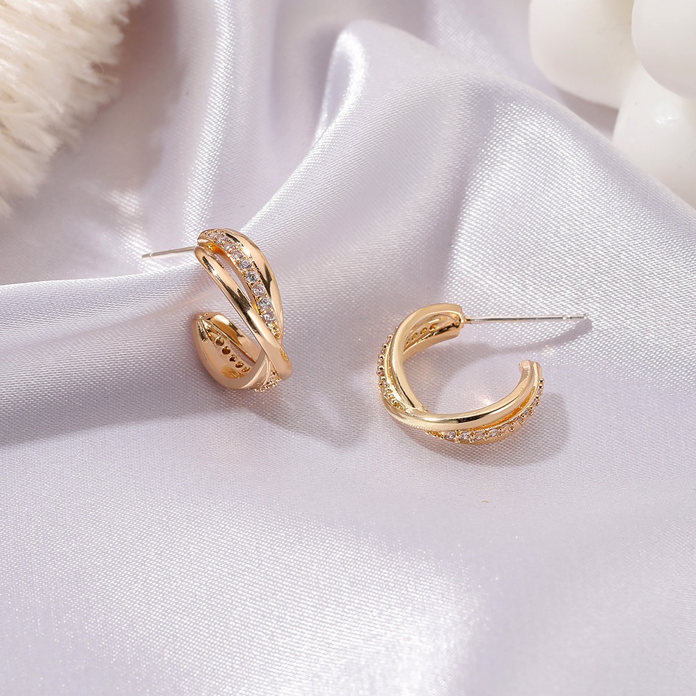 European and American personality cross woven twist earrings fashion retro ins wind zircon earrings niche design earrings