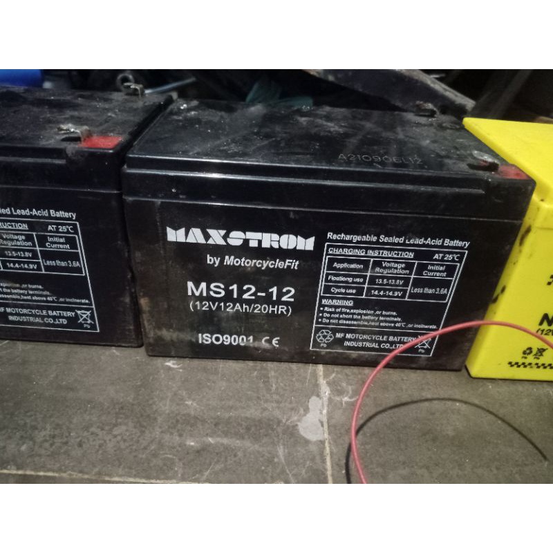 aki bekas scooter listrik,cek voltase masih bagus