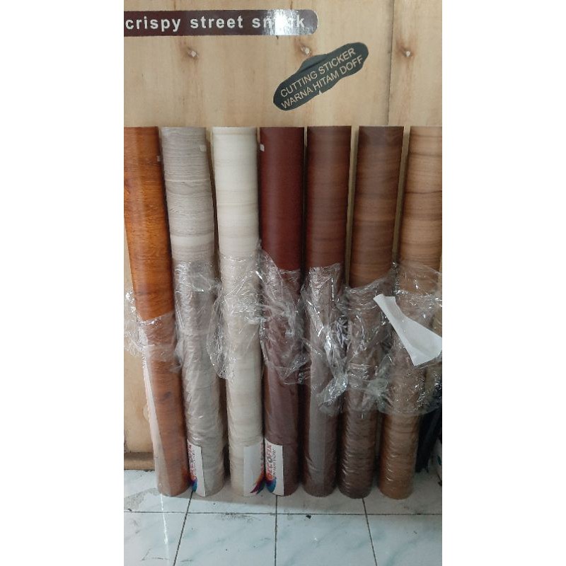 

stiker motif kayu lebar 45 cm dan 120cm