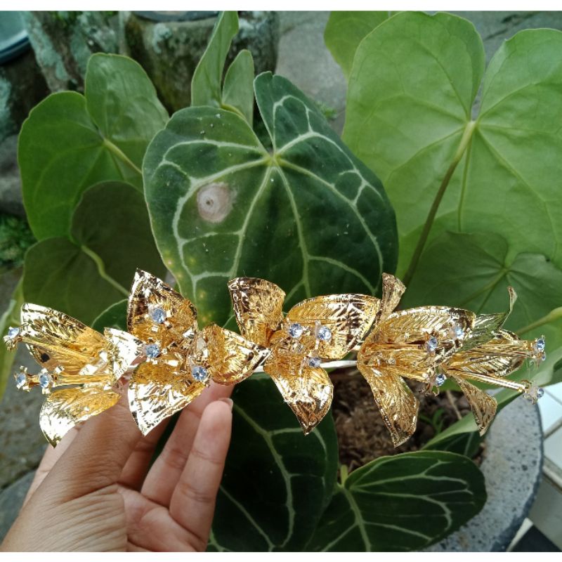 semanggi bunga kembang kertas / bunga bugenvil dengan permata putih, kualitas Premium