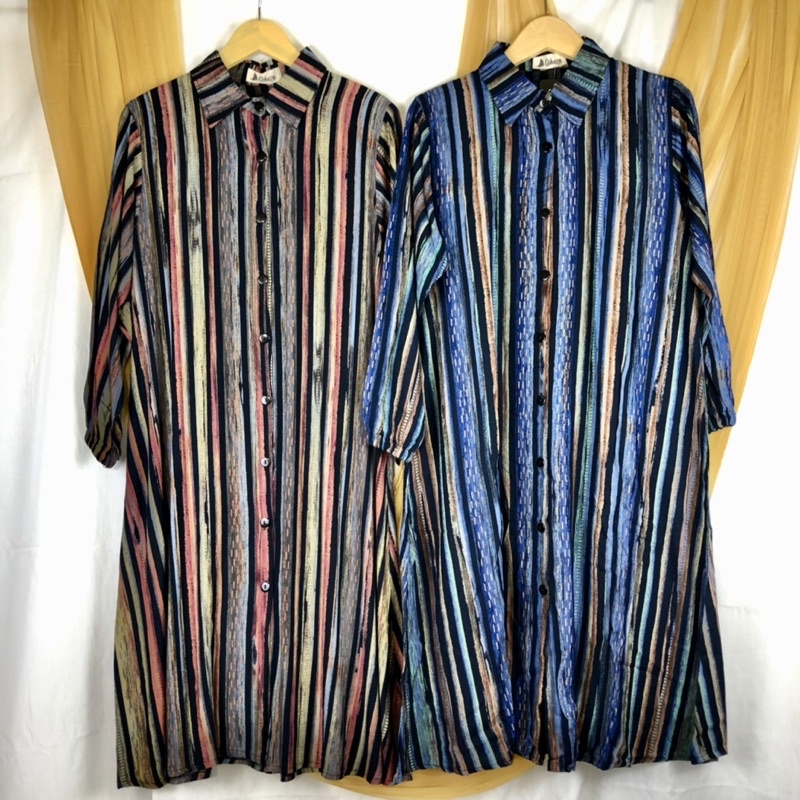 Midi Dress by Gihaza