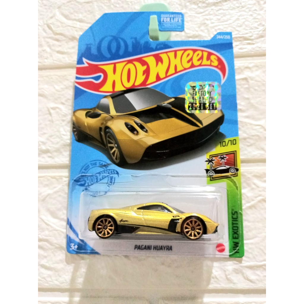 Hot Wheels 2020 Pagani Huayra Gold Factory Sealed 2021 ✅