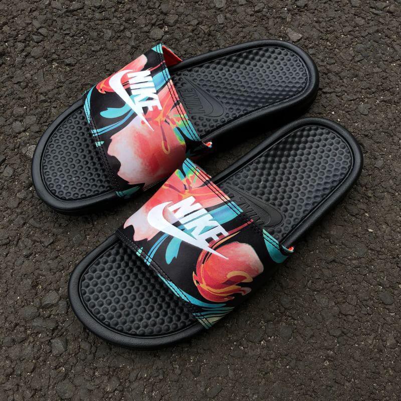 women's nike benassi slides floral