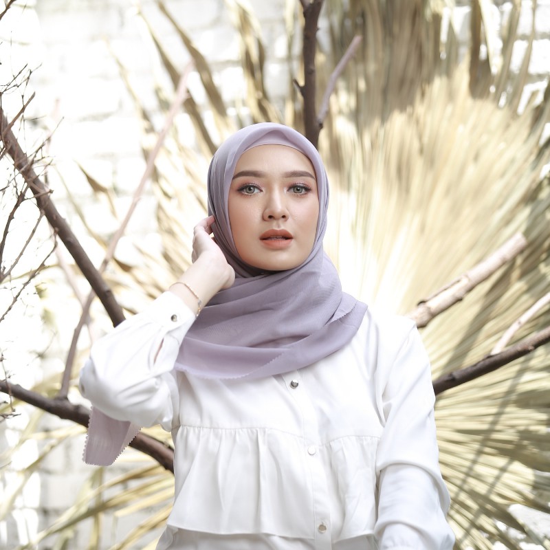 Jilbab Hijab Bella Square Lasercut Segi Empat Premium / Bella Lasercut / Kerudung Segiempat Lasercut