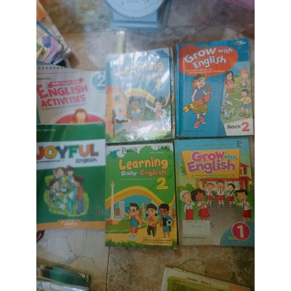 BUKU BAHASA INGGRIS SECOND SD