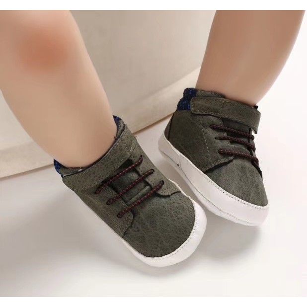 HappyOliver C562 KEVIN Sepatu Prewalker Casual Anti Selip Sol Halus Aksen Bunga untuk Bayi 0-18 Bulan