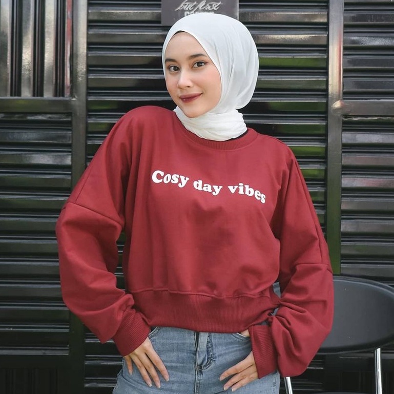 MVP - Cosy Day Vibes - Sweater Hoodie Wanita Kekinian