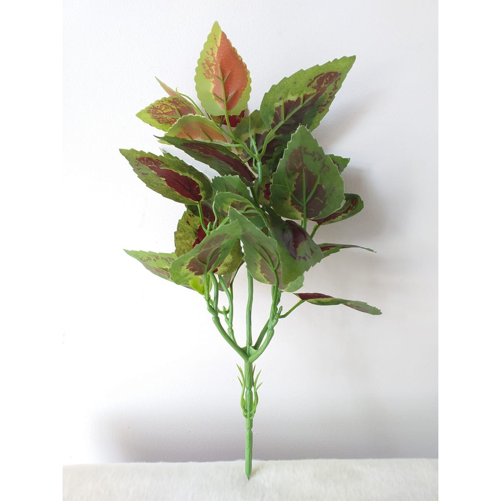 

Daun Satuan Artificial Miana Merah x 5